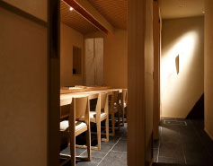 鮨まつざき 店舗内観